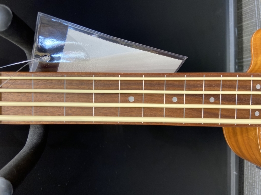 Denver Ukulele Bass Fretless Acacia 5